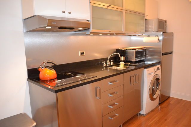 1 bedroom apartment with gym and balcony, pet friendly in 380-390 Everett Avenue Palo Alto, CA 94301 — photo 10