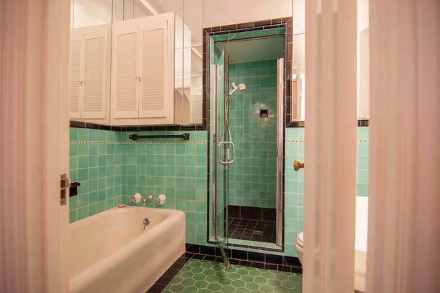 1 bedroom apartment with gym, pet friendly in 7423 W Manchester Avenue Los Angeles, CA 90045 — photo 9