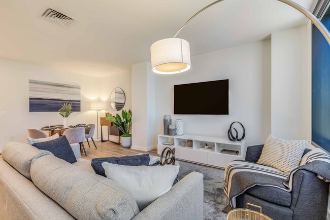 1 bedroom apartment with gym and pool, pet friendly in 1132 Bishop Street Honolulu, HI 96813 — photo 2