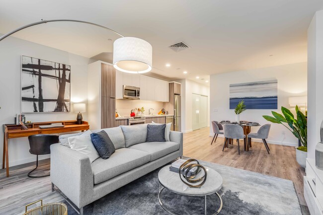 1 bedroom apartment with gym and pool, pet friendly in 1132 Bishop Street Honolulu, HI 96813 — photo 9