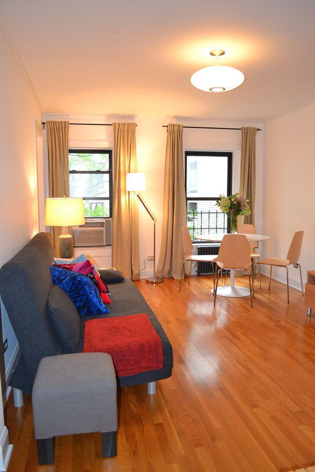 1 bedroom apartment with gym and pool, pet friendly in 380-390 Everett Avenue Palo Alto, CA 94301 — photo 5