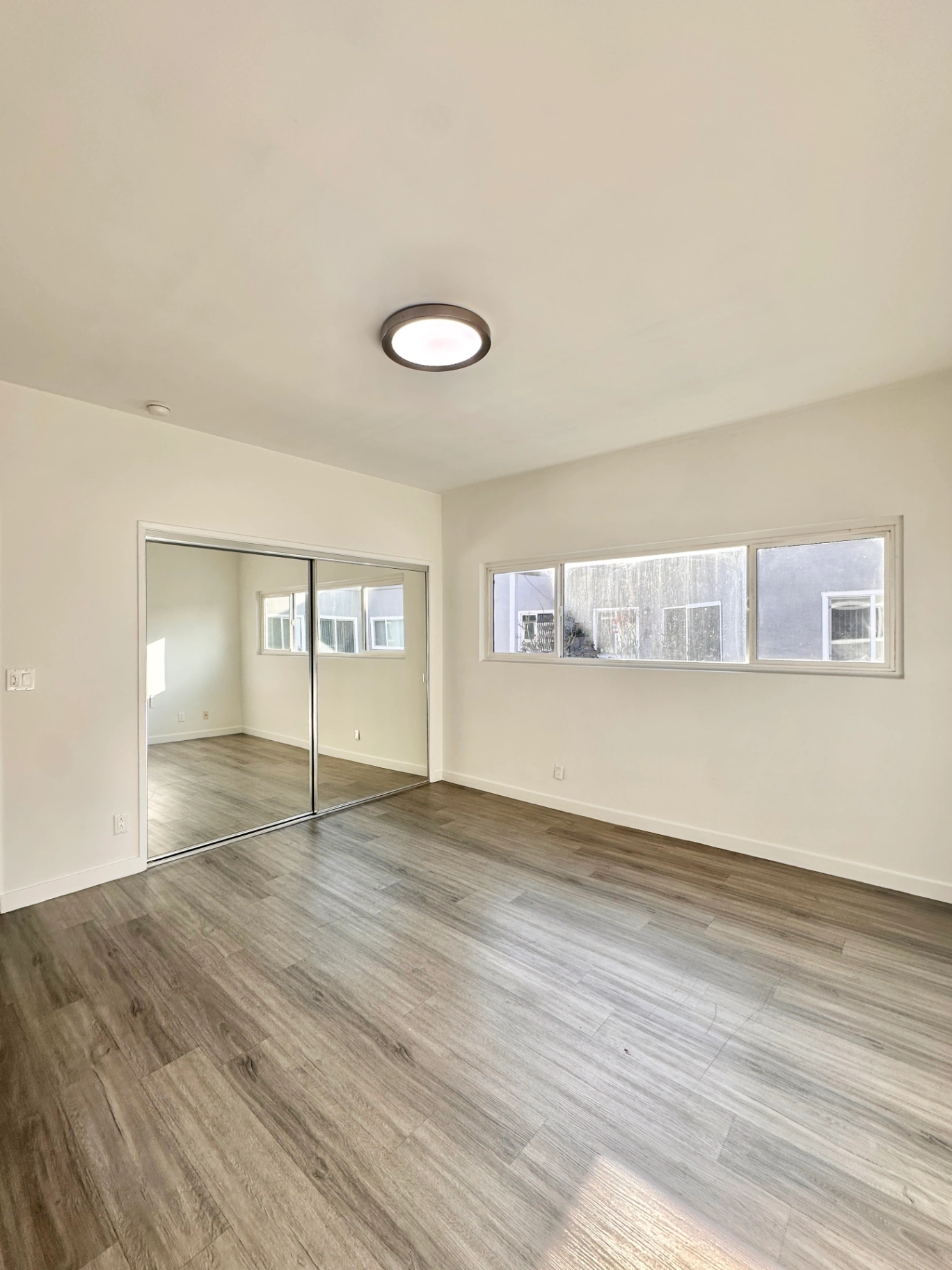 2 bedroom apartment with balcony and gym, pet friendly in 7224 Hillside Ave, Unit 29 Los Angeles, CA 90046 — photo 8