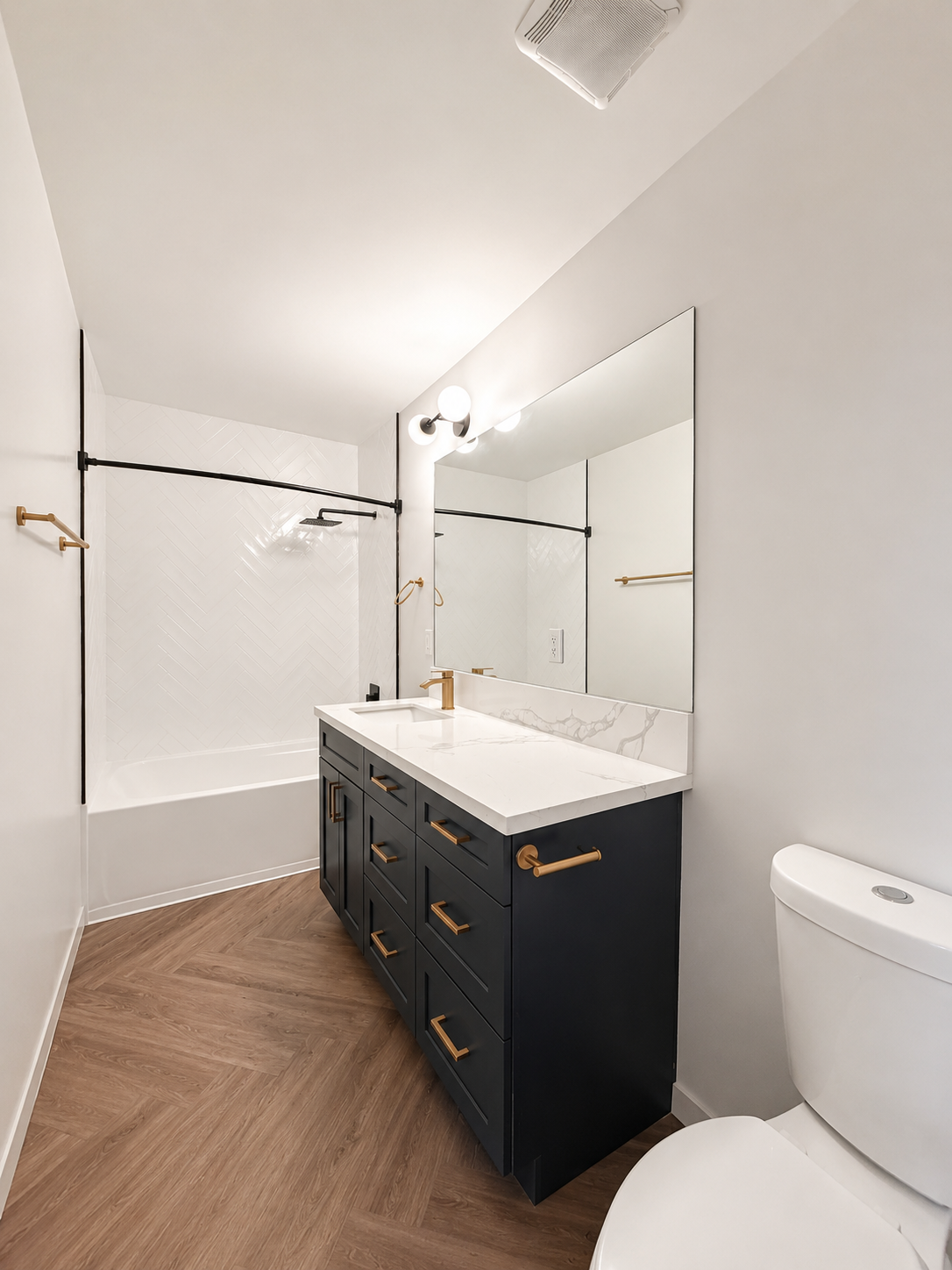 4 bedroom apartment, pet friendly in 6175 Canterbury Dr, Unit 104 Culver City, CA 90230 — photo 8