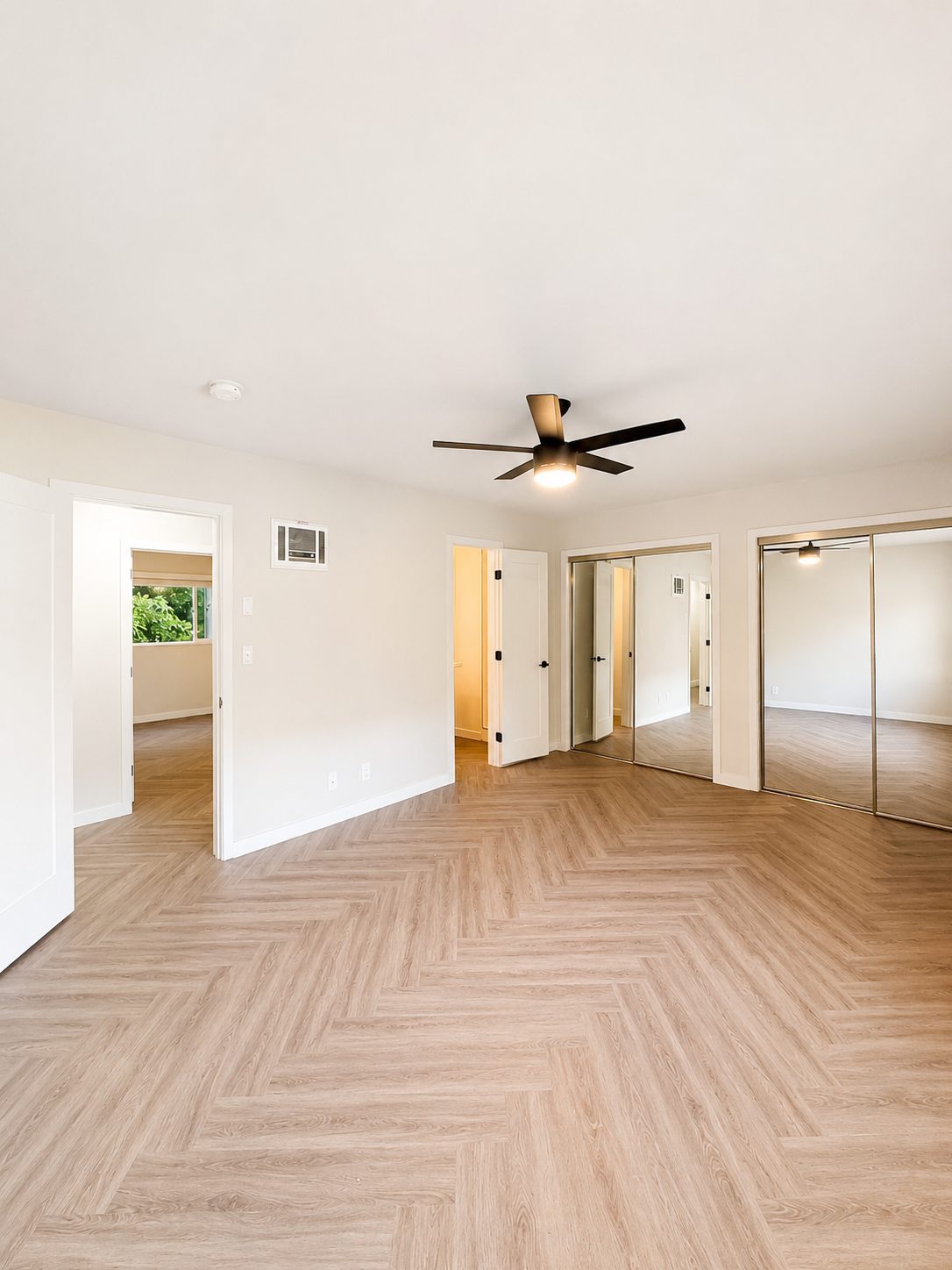 4 bedroom apartment, pet friendly in 6175 Canterbury Dr, Unit 104 Culver City, CA 90230 — photo 17