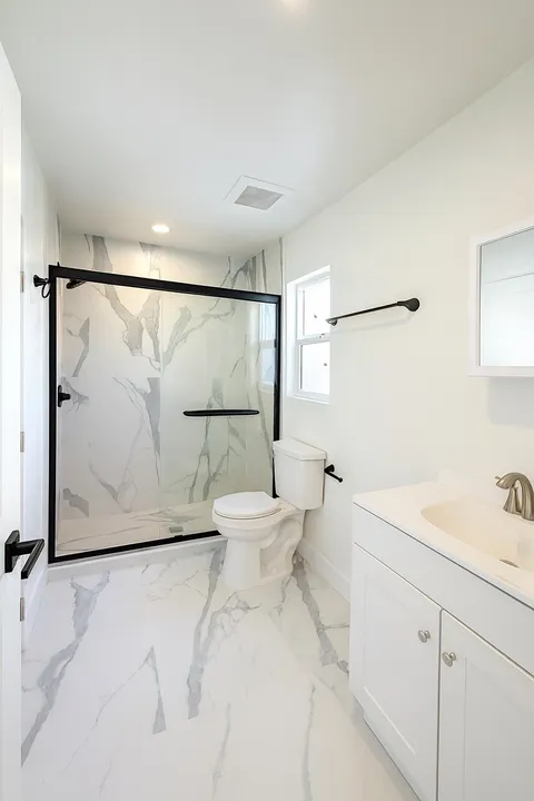 1 bedroom apartment, pet friendly in 1478 S Wooster St, Unit 3/4 Los Angeles, CA 90035 — photo 5