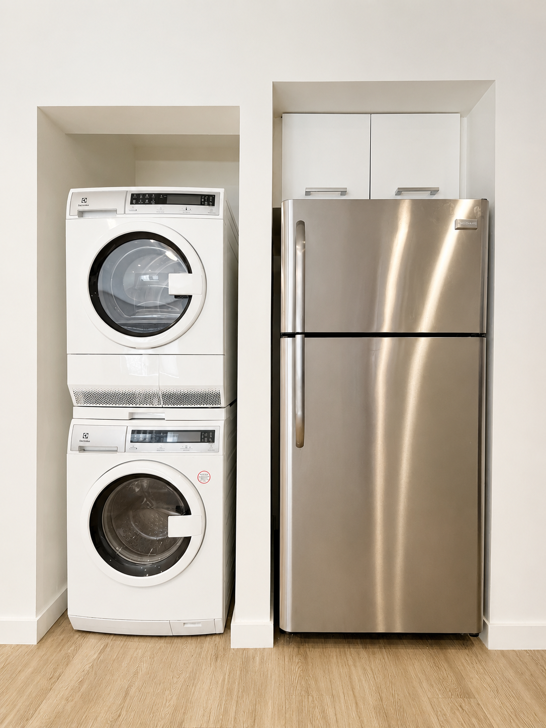 2 bedroom apartment with balcony, pet friendly in 810 Crenshaw Blvd, Unit 3 Los Angeles, CA 90005 — photo 11