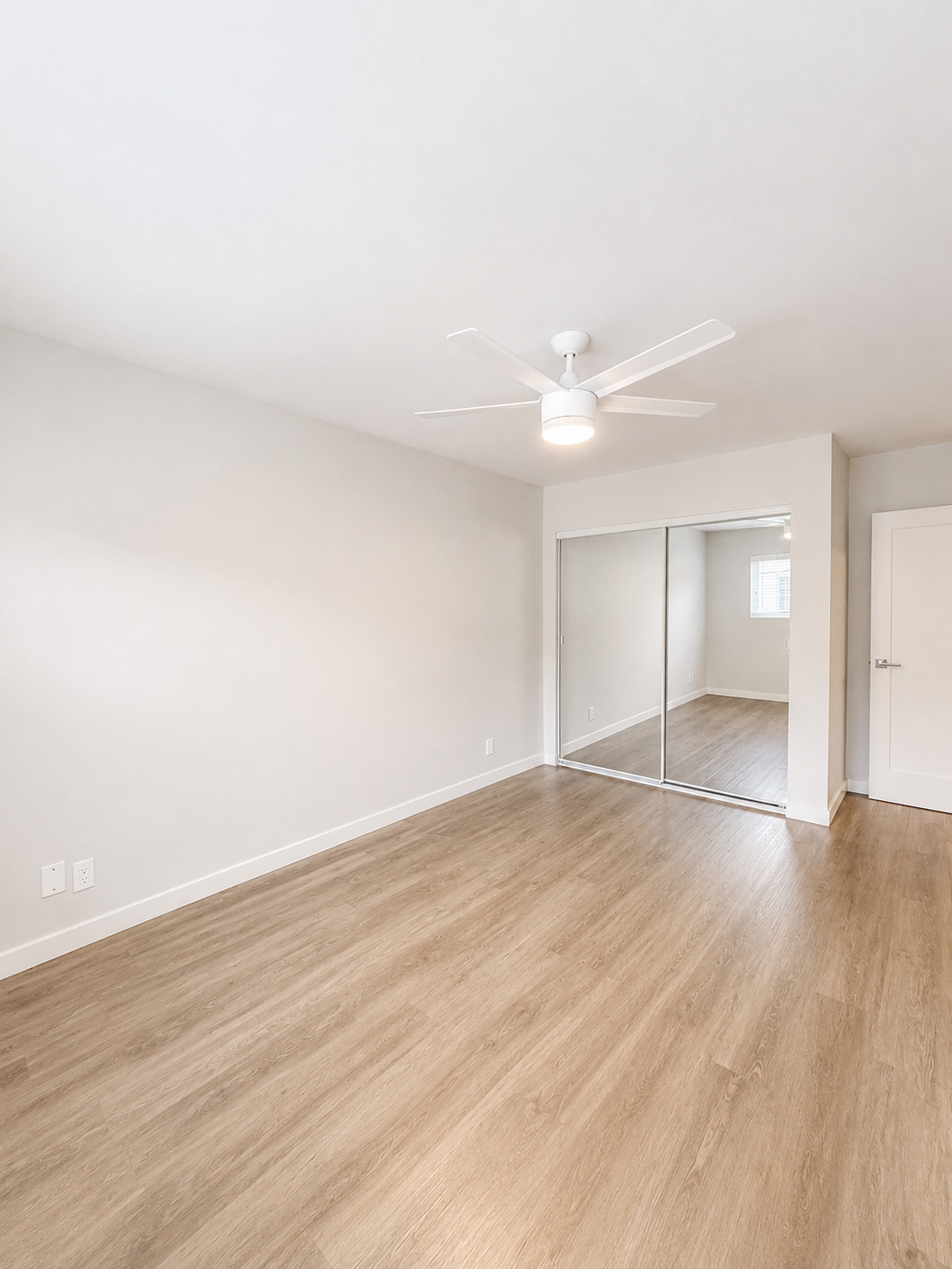 2 bedroom apartment, pet friendly in 4195 S Garth Ave, Unit 6 Los Angeles, CA 90034 — photo 14