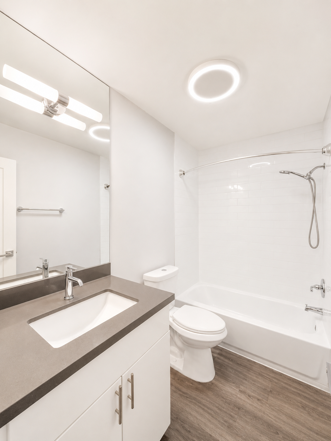 2 bedroom apartment, pet friendly in 4195 S Garth Ave, Unit 6 Los Angeles, CA 90034 — photo 10