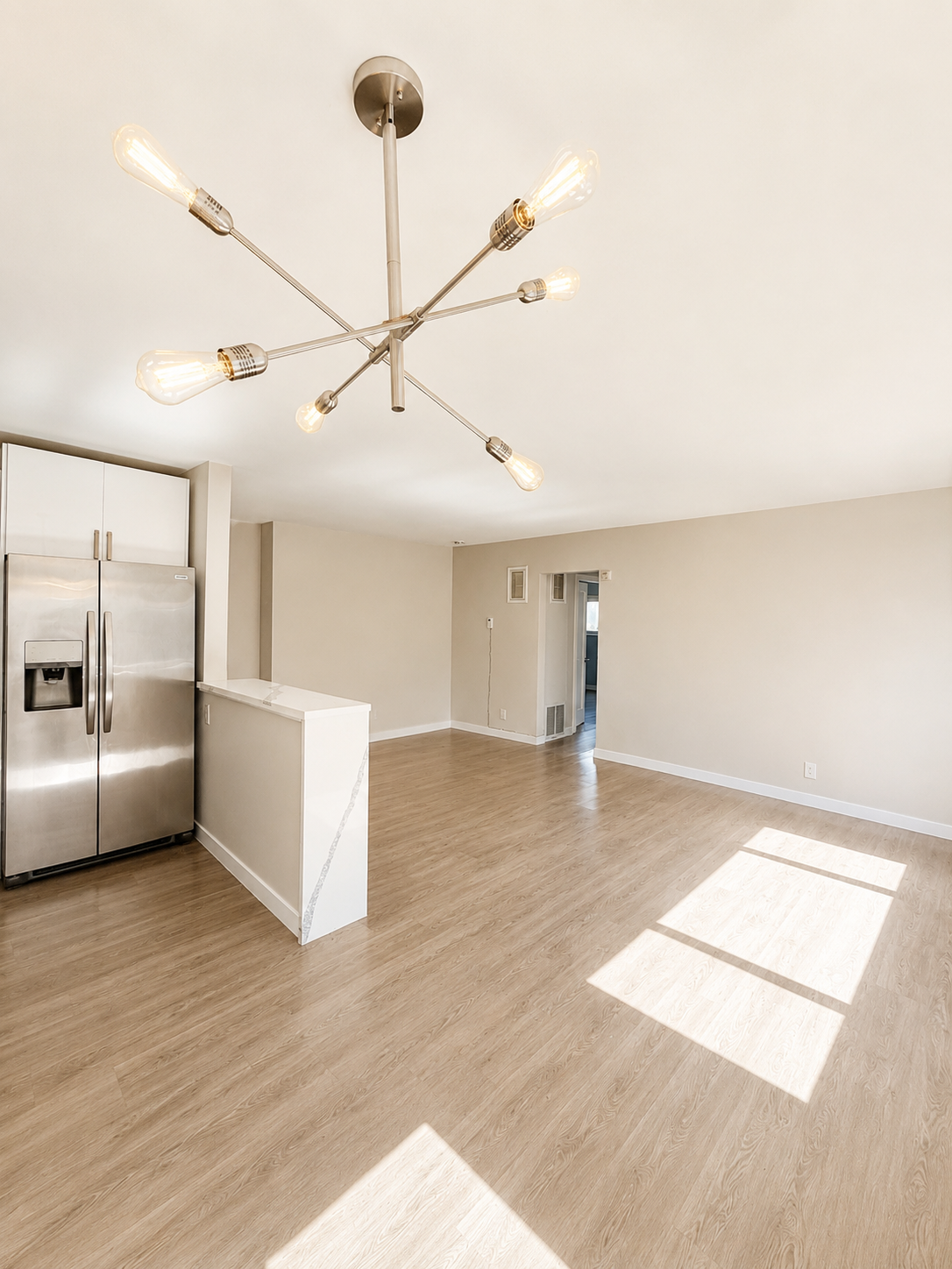 2 bedroom apartment with pool, pet friendly in 4957 Kester Ave, Unit 5 Los Angeles, CA 91403 — photo 12