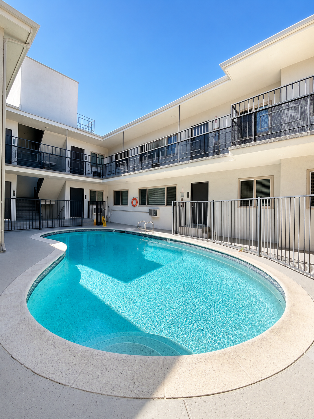 2 bedroom apartment with pool, pet friendly in 4957 Kester Ave, Unit 5 Los Angeles, CA 91403 — photo 16