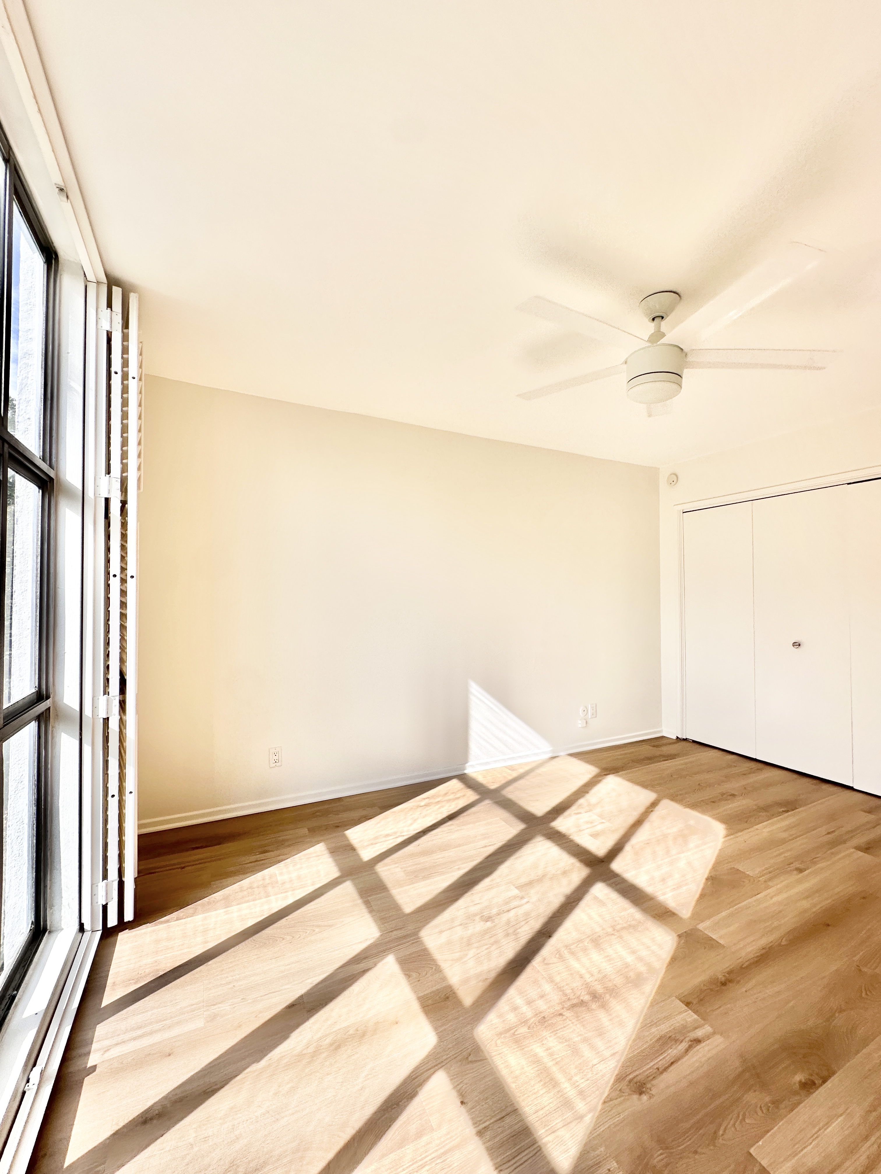 2 bedroom apartment with balcony, pet friendly in 1214 N Clark St, Unit 5 West Hollywood, CA 90069 — photo 12