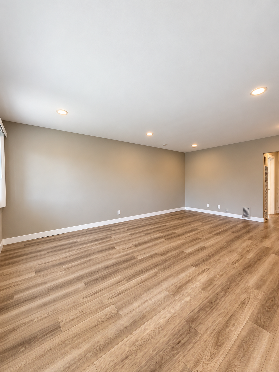 2 bedroom apartment, pet friendly in 1120 Laurel Ave, Unit 5 West Hollywood, CA 90046 — photo 11