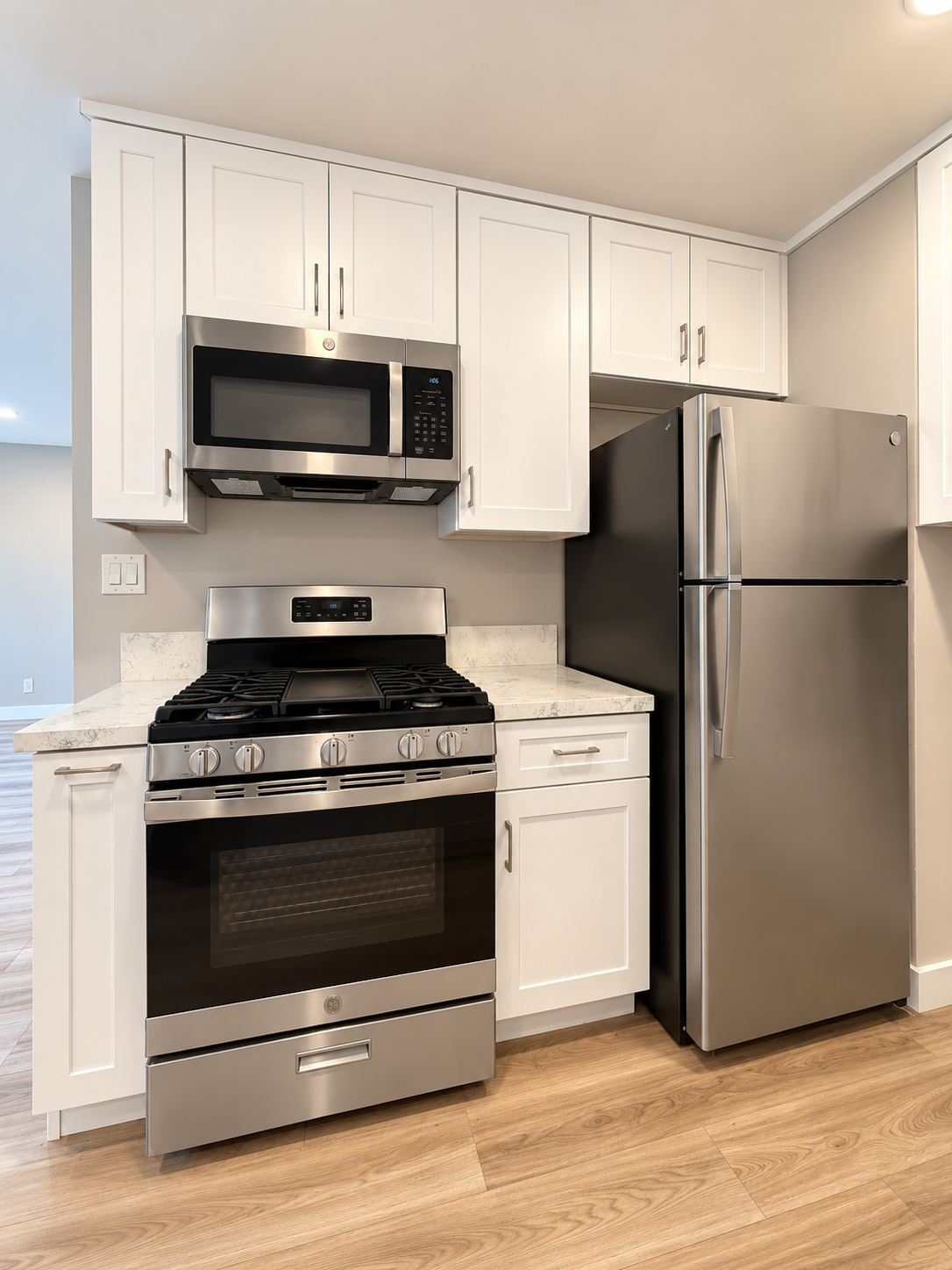 2 bedroom apartment, pet friendly in 1120 Laurel Ave, Unit 5 West Hollywood, CA 90046 — photo 5