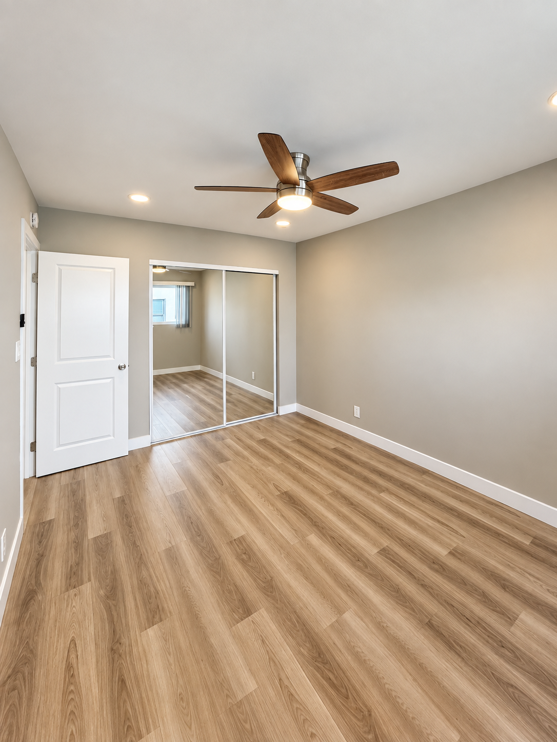 2 bedroom apartment, pet friendly in 1120 Laurel Ave, Unit 5 West Hollywood, CA 90046 — photo 15