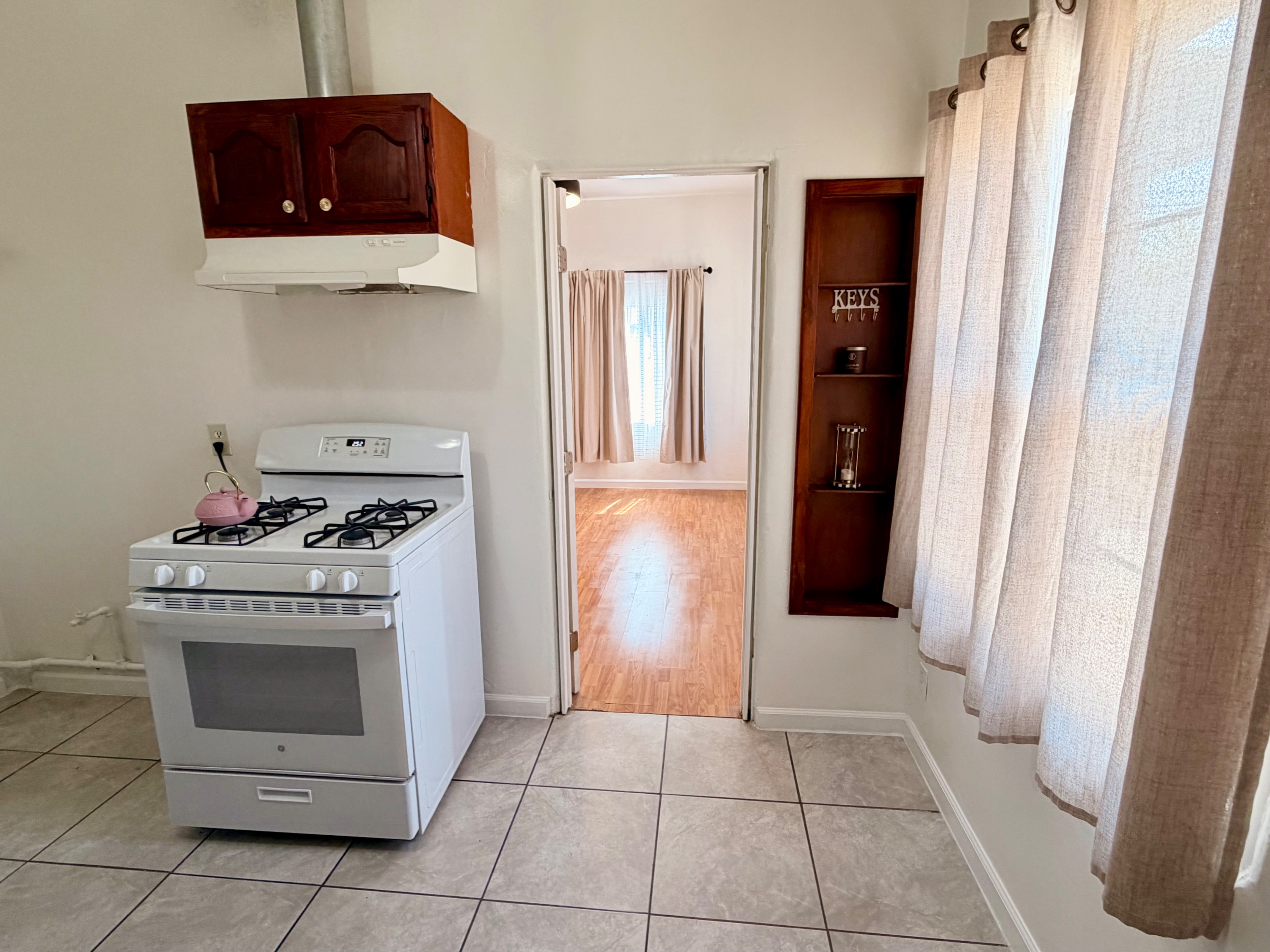 1 bedroom house, pet friendly in Ralston Avenue Pacoima, CA 91331 — photo 7