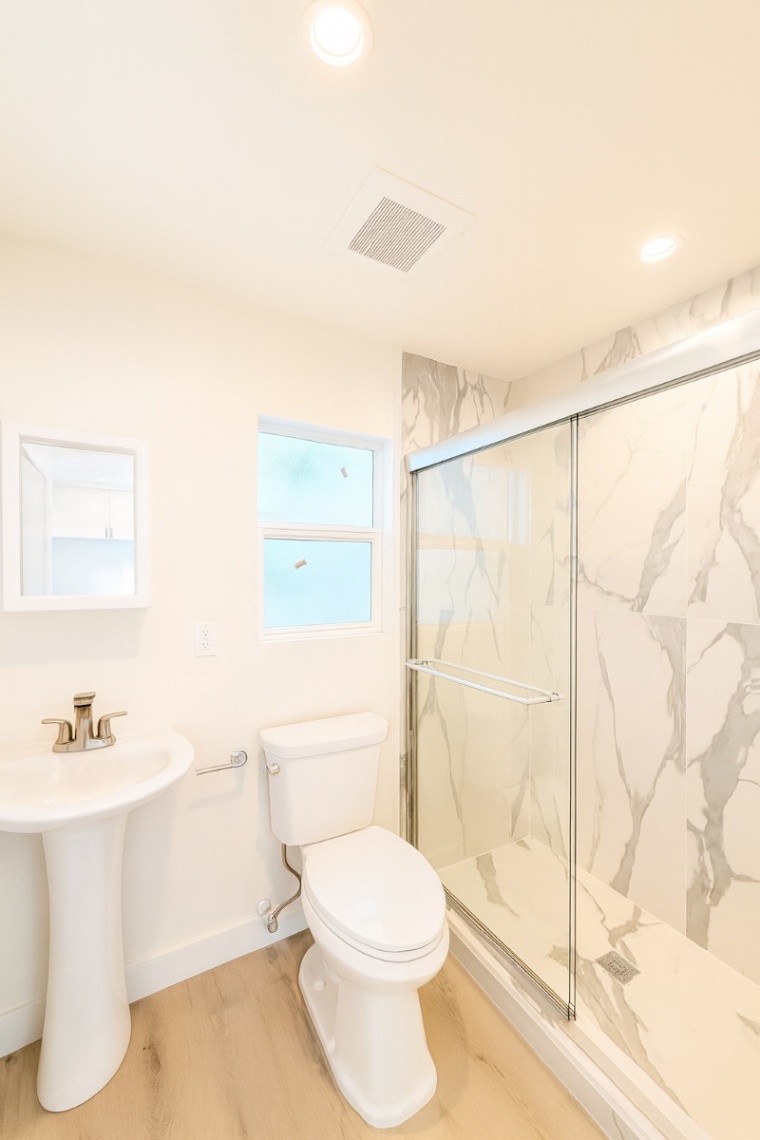 apartment, pet friendly in 1474 S Wooster St. Los Angeles, CA 90035 — photo 3