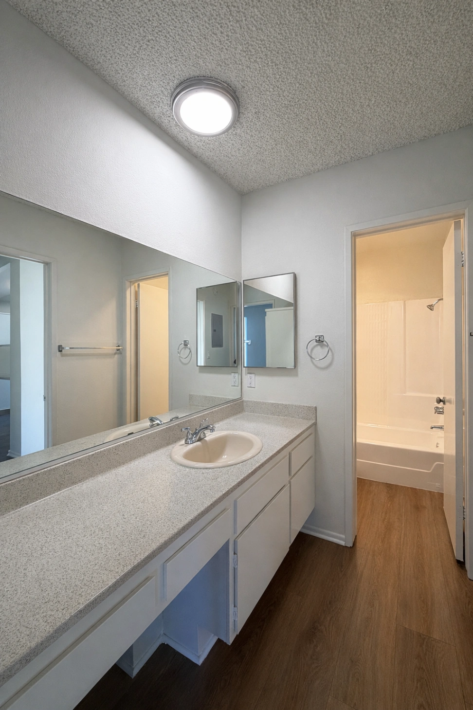 1 bedroom apartment with pool, pet friendly in 801 E Palmer Ave, Unit 208 Glendale, CA 91205 β photo 9