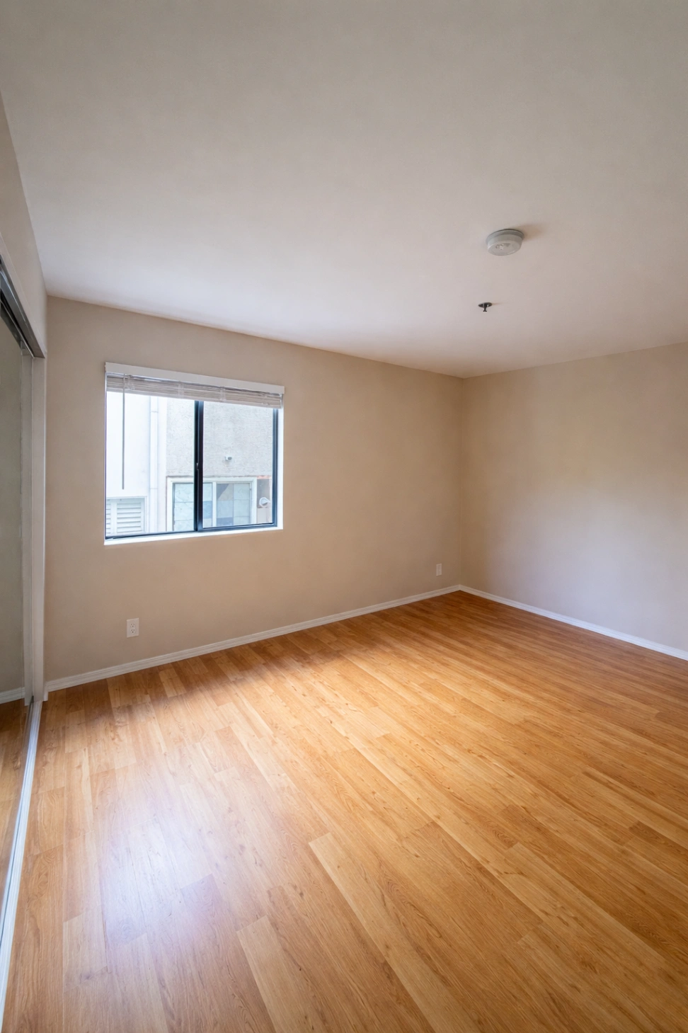 2 bedroom apartment with balcony, pet friendly in 100 N Clark Dr, Unit 206 Los Angeles, CA 90048 — photo 7