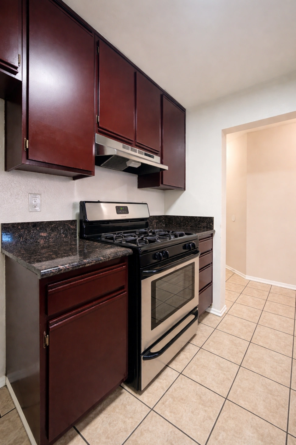 2 bedroom apartment with balcony, pet friendly in 100 N Clark Dr, Unit 206 Los Angeles, CA 90048 — photo 4