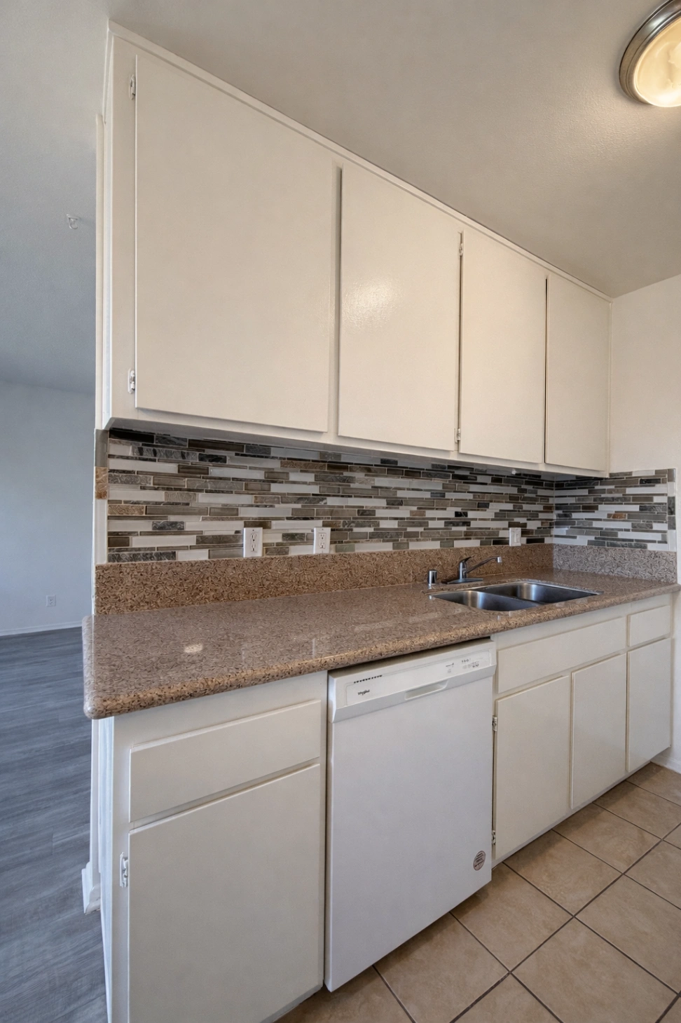 1 bedroom apartment with pool, pet friendly in 801 E Palmer Ave, Unit 220 Glendale, CA 91205 — photo 4