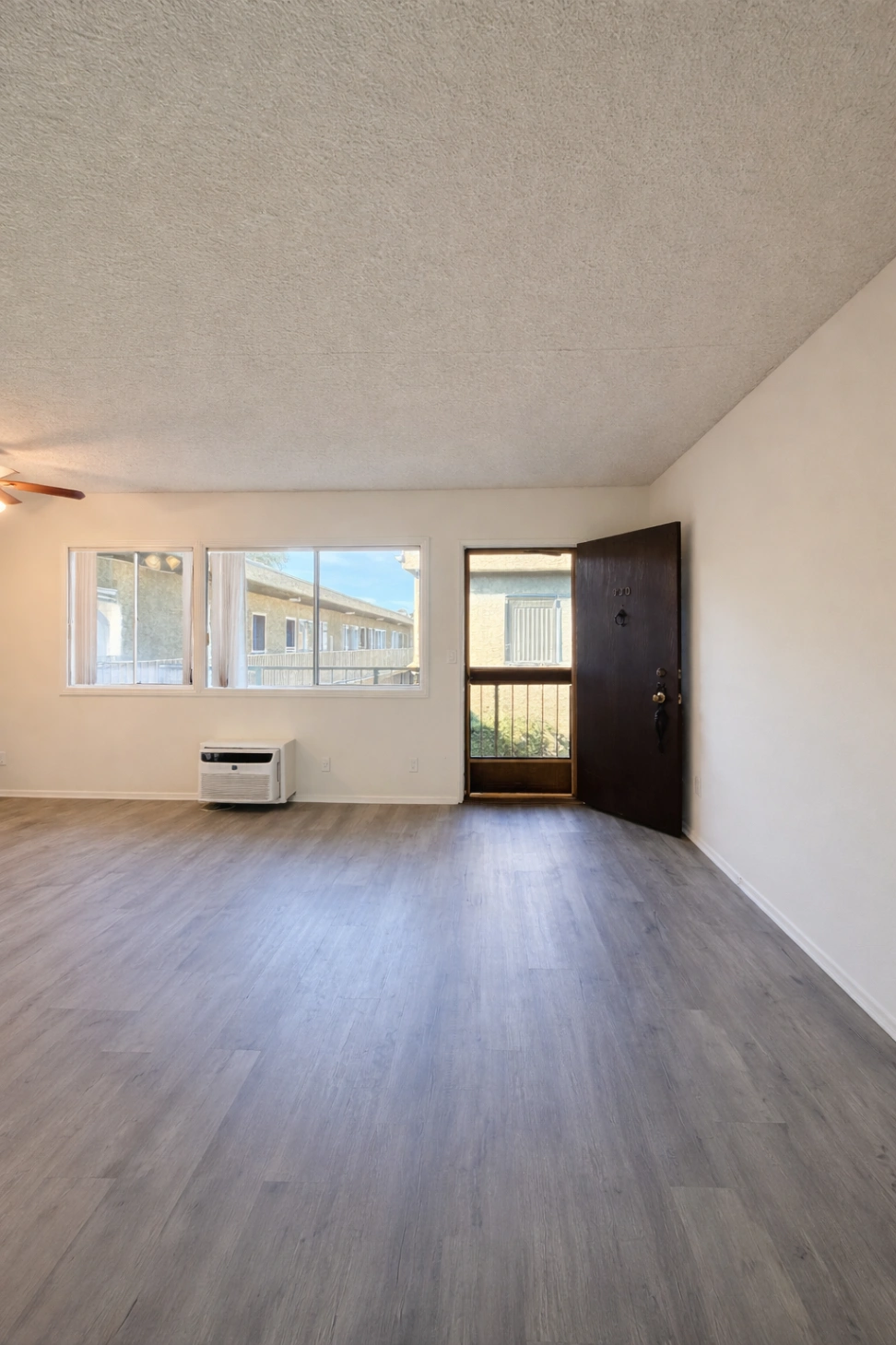 1 bedroom apartment with pool, pet friendly in 801 E Palmer Ave, Unit 220 Glendale, CA 91205 — photo 13