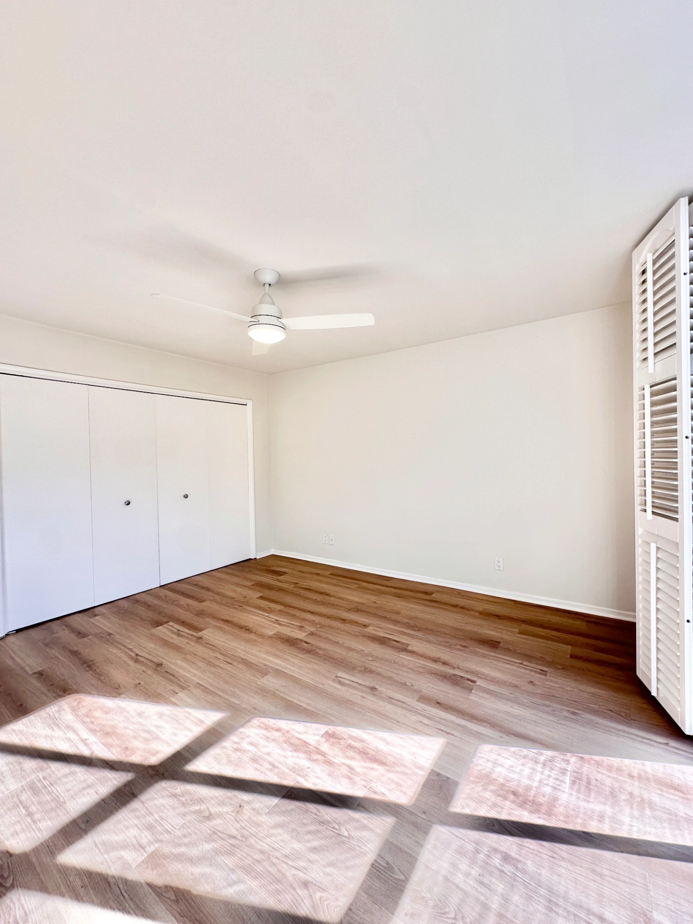 2 bedroom apartment with balcony, pet friendly in 1214 N Clark St, Unit 5 West Hollywood, CA 90069 — photo 9