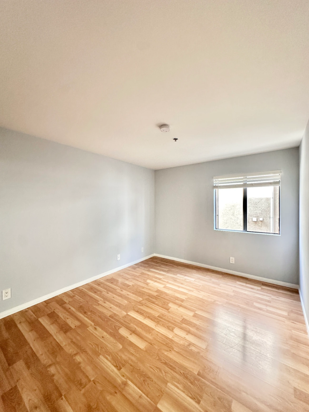 2 bedroom apartment with balcony, pet friendly in 100 N Clark Dr, Unit 205 Los Angeles, CA 90048 — photo 9