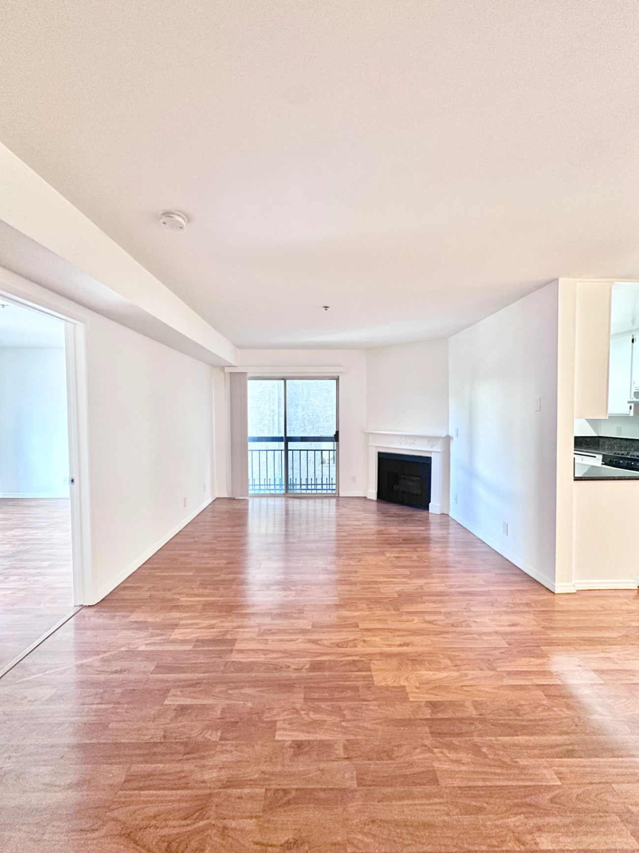 2 bedroom apartment with balcony, pet friendly in 8722 Burton Way, Unit 110 Los Angeles, CA 90048 — photo 11