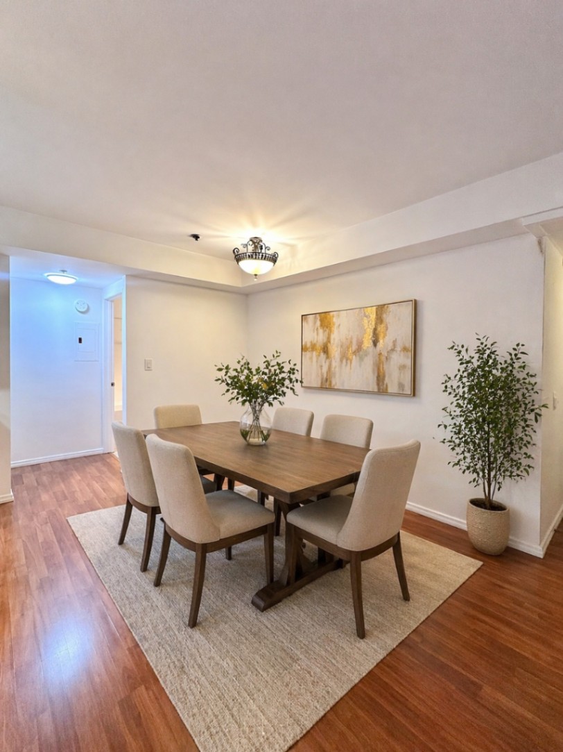 2 bedroom apartment with balcony, pet friendly in 8722 Burton Way, Unit 110 Los Angeles, CA 90048 — photo 3