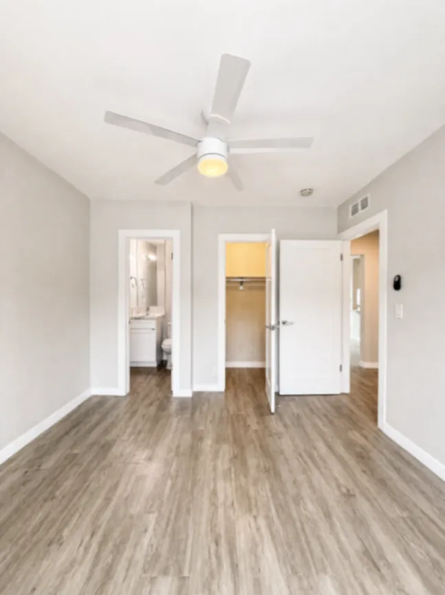 2 bedroom apartment, pet friendly in 1428 12th St, Unit H Santa Monica, CA 90401 — photo 11
