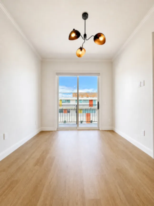 2 bedroom apartment with balcony, pet friendly in 5768 W 3rd St, Unit 302 Los Angeles, CA 90036 β photo 4