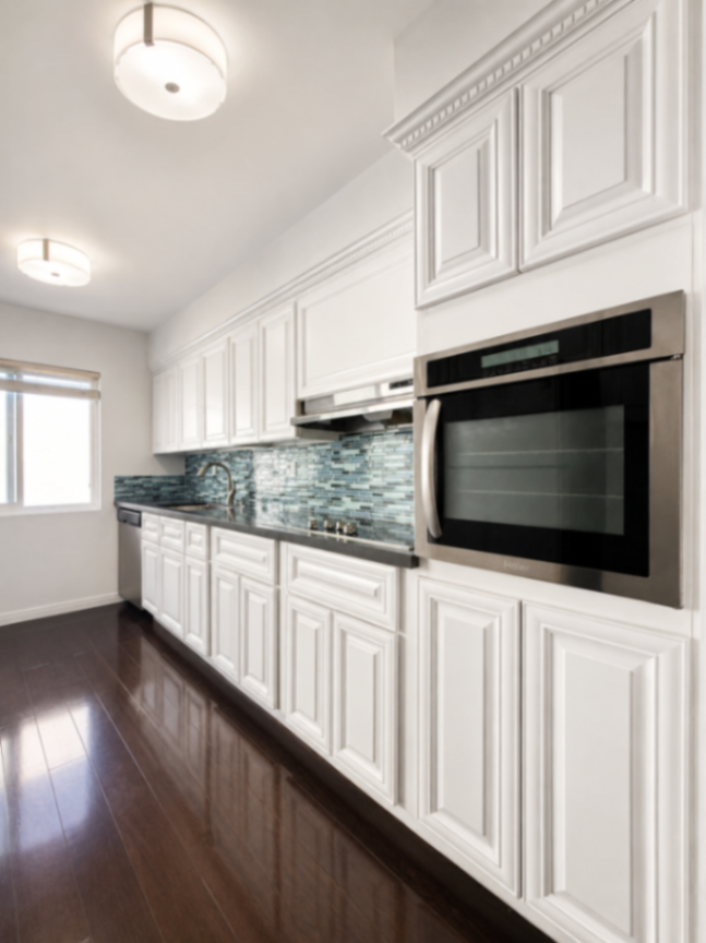 1 bedroom apartment with pool and balcony, pet friendly in 7224 Hillside Ave, Unit 12 Los Angeles, CA 90046 — photo 5