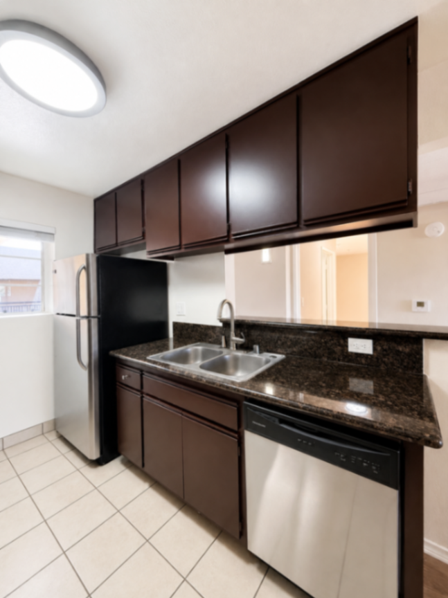 2 bedroom apartment with balcony, pet friendly in 8722 Burton Way, Unit 409 Los Angeles, CA 90048 — photo 6