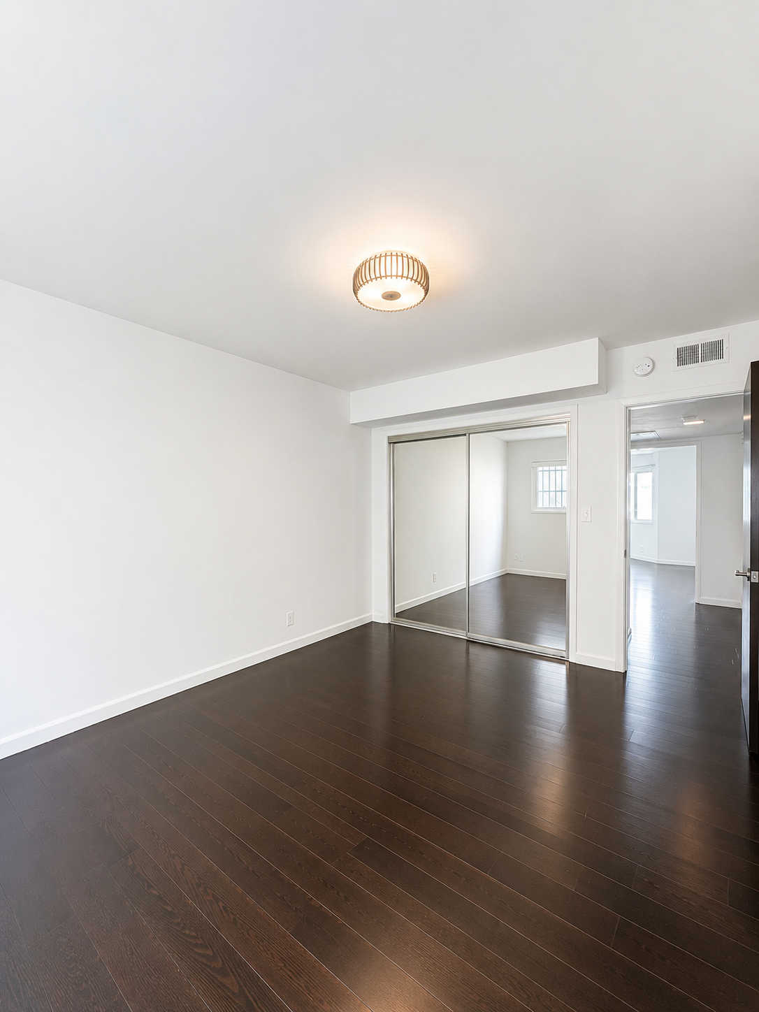 2 bedroom apartment with pool, pet friendly in 7224 Hillside Ave, Unit 9 Los Angeles, CA 90046 β photo 13
