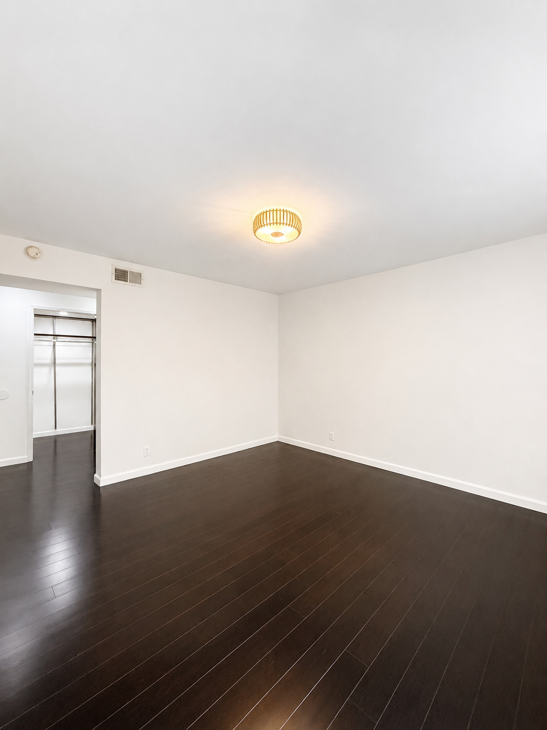 2 bedroom apartment with pool, pet friendly in 7224 Hillside Ave, Unit 9 Los Angeles, CA 90046 β photo 14