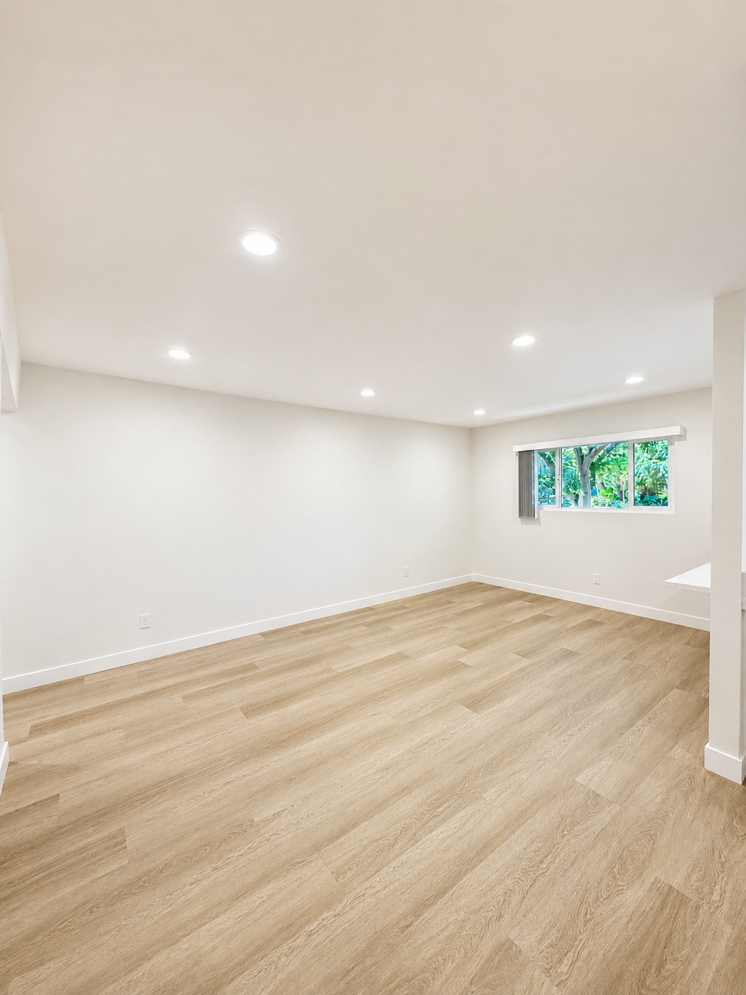 1 bedroom apartment, pet friendly in 1120-1130 N Laurel Ave, Unit 2 West Hollywood, CA 90046 — photo 11