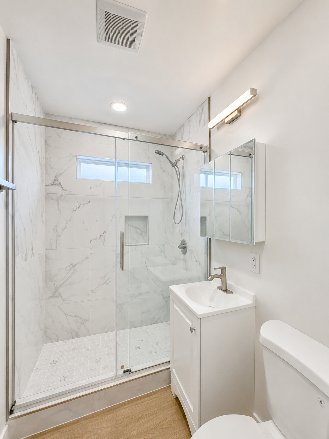 1 bedroom apartment, pet friendly in 1120-1130 N Laurel Ave, Unit 2 West Hollywood, CA 90046 — photo 8