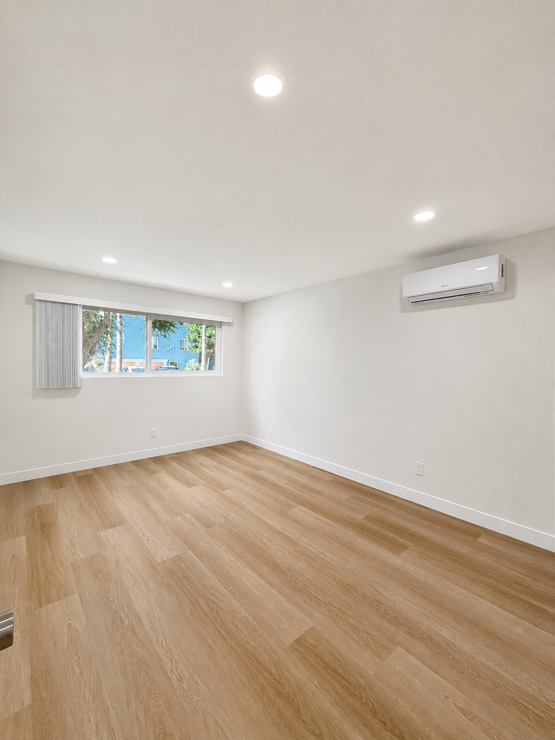 1 bedroom apartment, pet friendly in 1120-1130 N Laurel Ave, Unit 2 West Hollywood, CA 90046 — photo 13