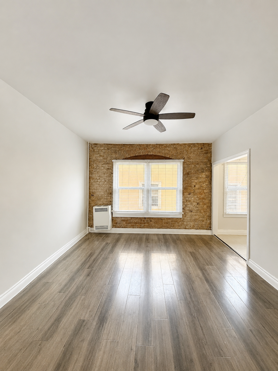 apartment, pet friendly in 250 S Kenmore Ave, Unit 203 Los Angeles, CA 90004 β photo 2