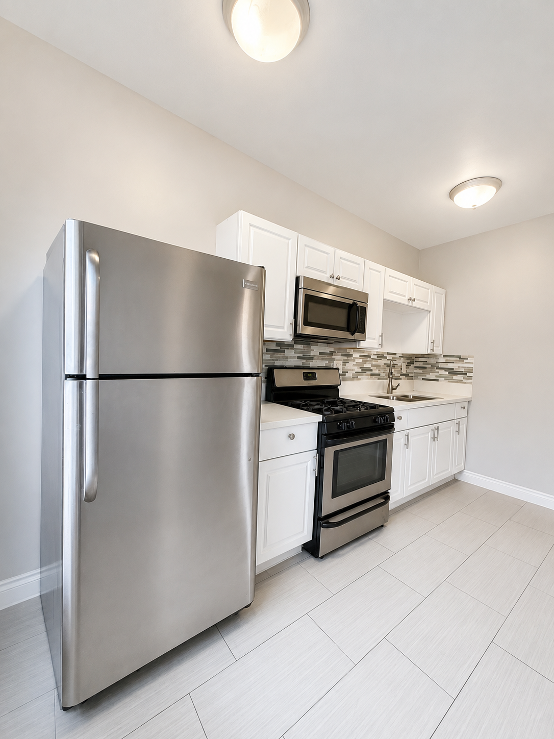 apartment, pet friendly in 250 S Kenmore Ave, Unit 203 Los Angeles, CA 90004 β photo 3