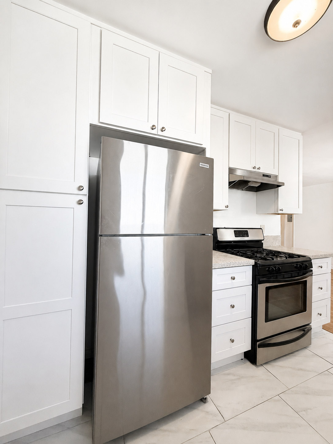2 bedroom apartment, pet friendly in 1044 N Curson Ave, Unit 8 West Hollywood, CA 90046 — photo 6