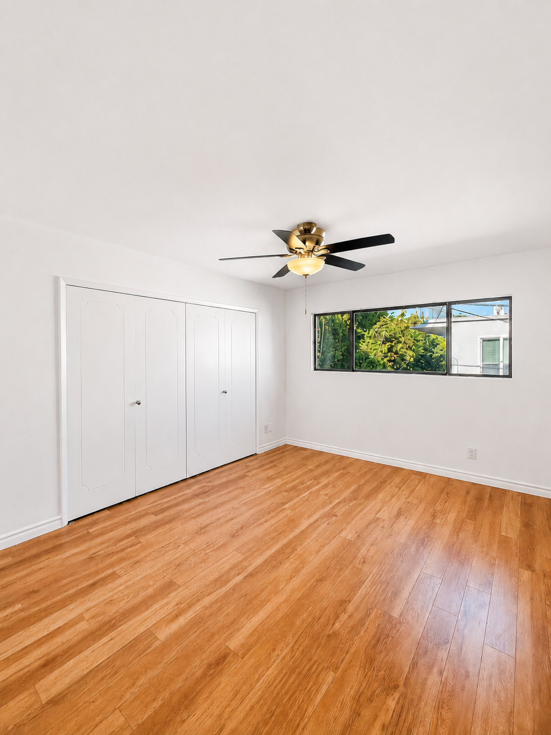 2 bedroom apartment, pet friendly in 1044 N Curson Ave, Unit 8 West Hollywood, CA 90046 — photo 4