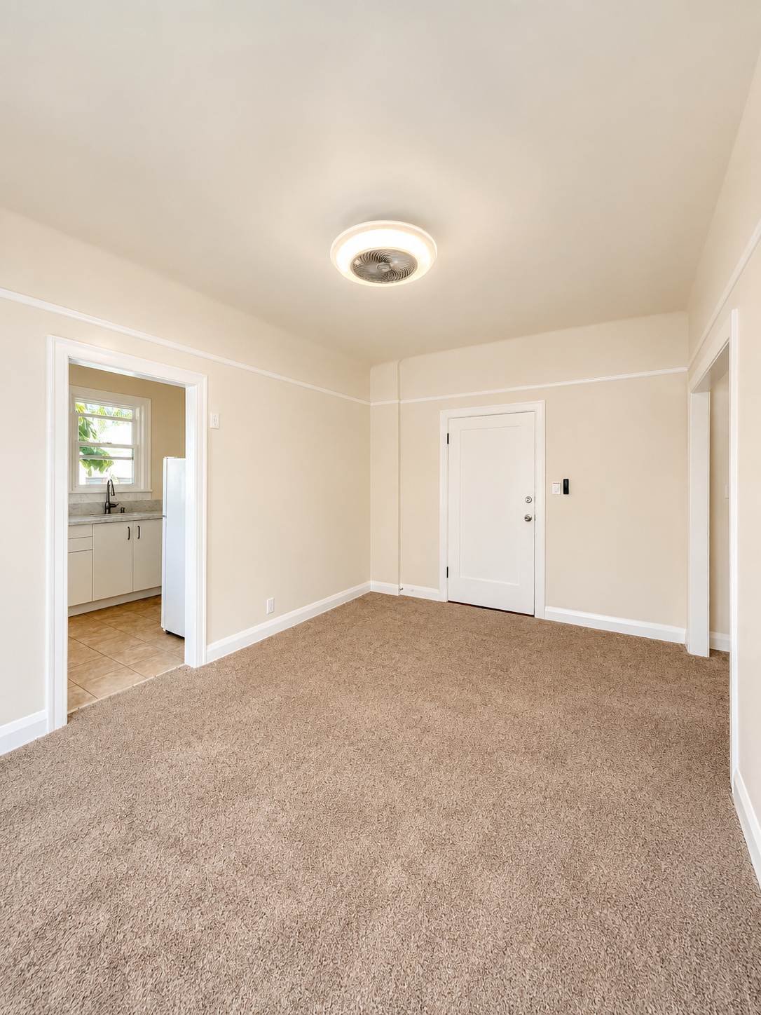 apartment, pet friendly in 832 Edinburgh Ave, Unit 8 Los Angeles, CA 90046 — photo 10