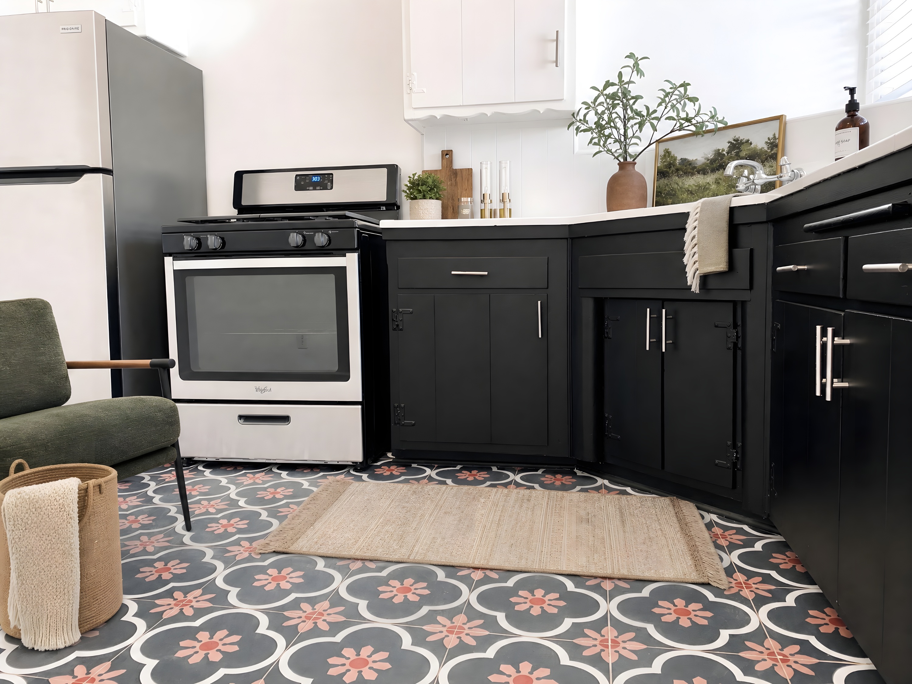 1 bedroom apartment, pet friendly in 13515 Moorpark St, Unit 5 Los Angeles, CA 91423 — photo 5