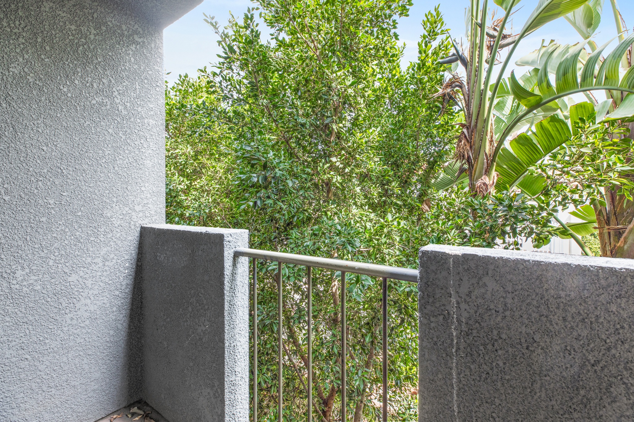 2 bedroom apartment with balcony, pet friendly in 810 Crenshaw Blvd, Unit 17 Los Angeles, CA 90005 — photo 20