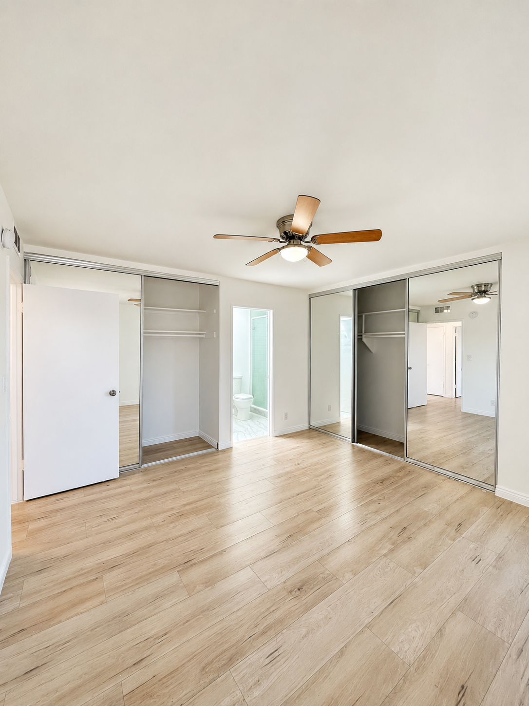 2 bedroom apartment with balcony, pet friendly in 1217 S Ogden Dr, Unit 5 Los Angeles, CA 90019 — photo 14