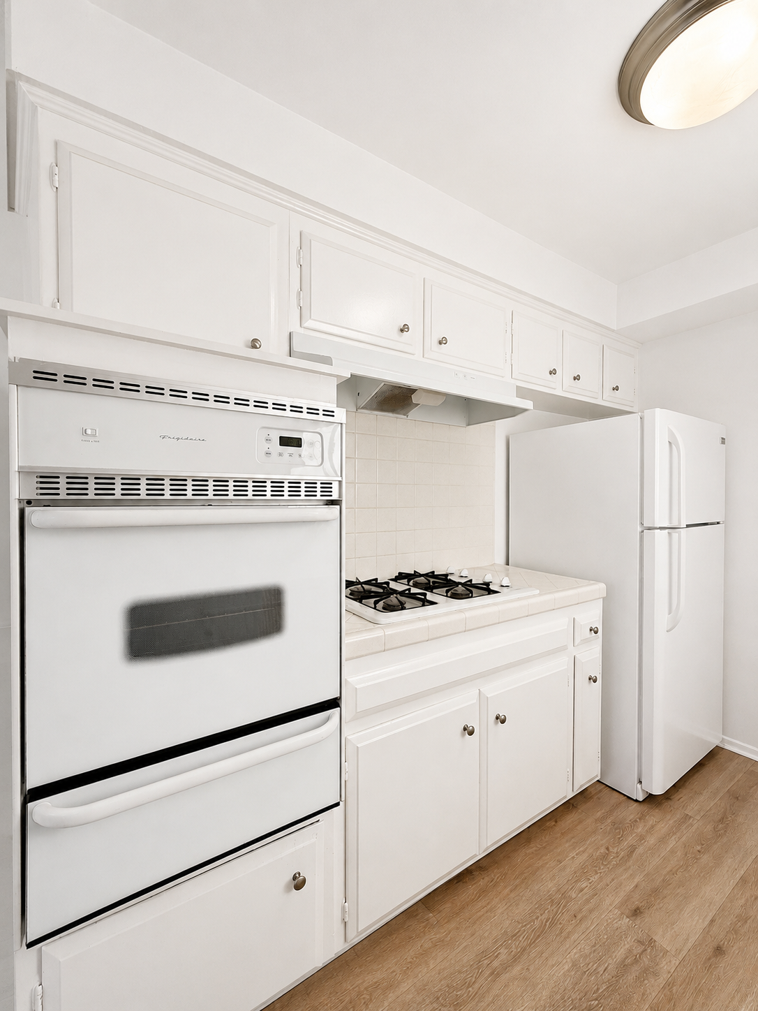1 bedroom apartment with balcony, pet friendly in 1027 N Ogden Dr, Unit 6 West Hollywood, CA 90046 — photo 6