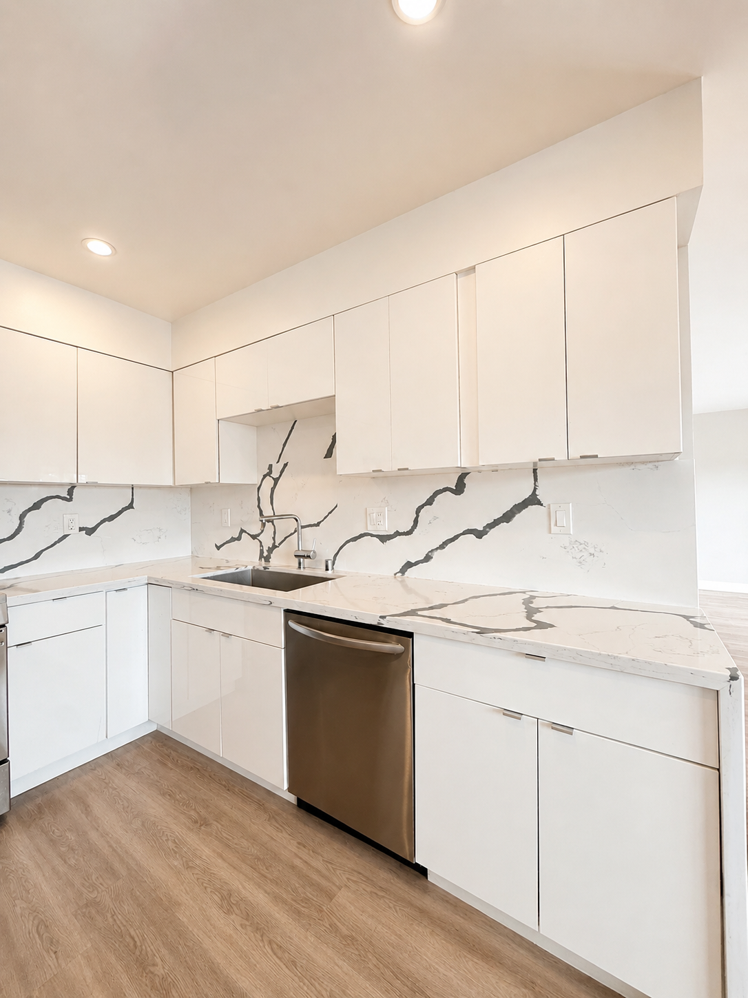 2 bedroom apartment, pet friendly in 925 N San Vicente Blvd, Unit 3B West Hollywood, CA 90069 — photo 6