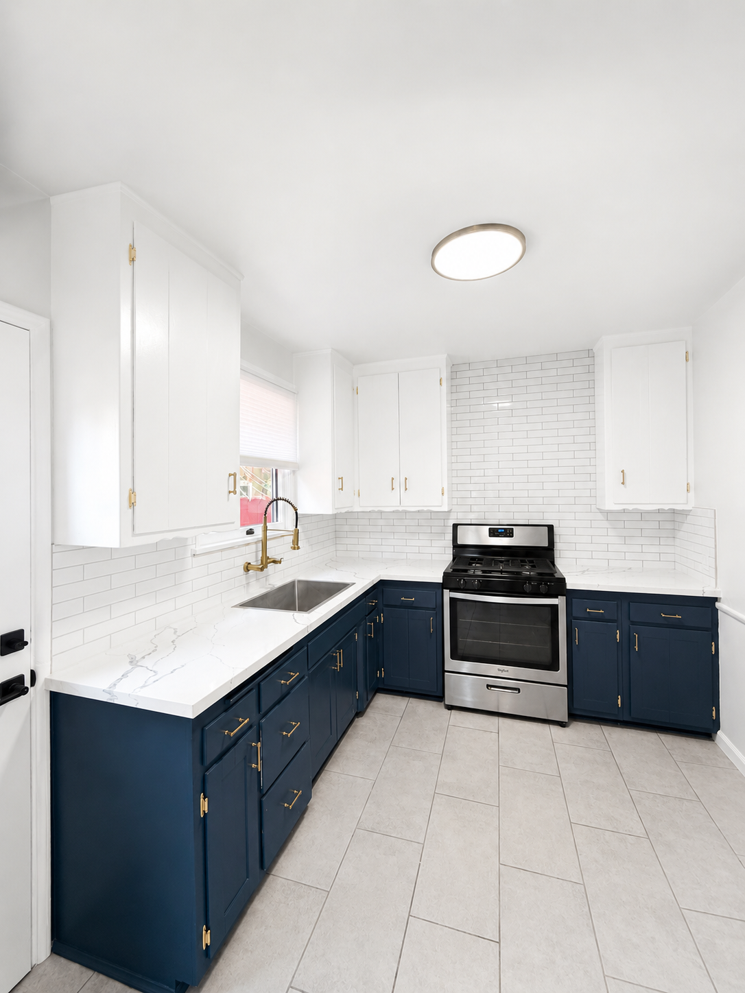 1 bedroom apartment, pet friendly in 13519 Moorpark St, Unit 1 Los Angeles, CA 91423 — photo 5