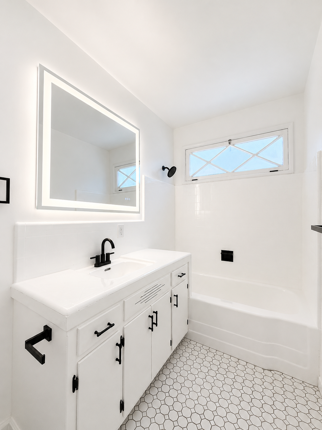 1 bedroom apartment, pet friendly in 13519 Moorpark St, Unit 1 Los Angeles, CA 91423 — photo 7